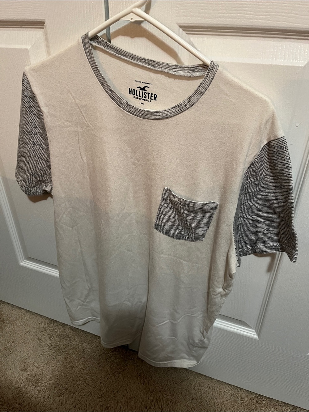 Hollister Cream Tee with Gray Marled Sleeves & Pocket